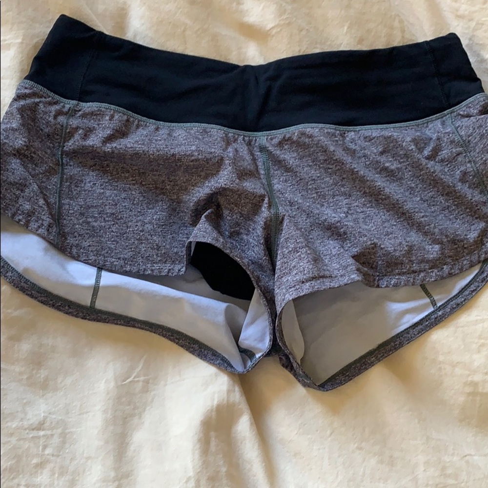 Lululemon speed up short 2.5” gray and black